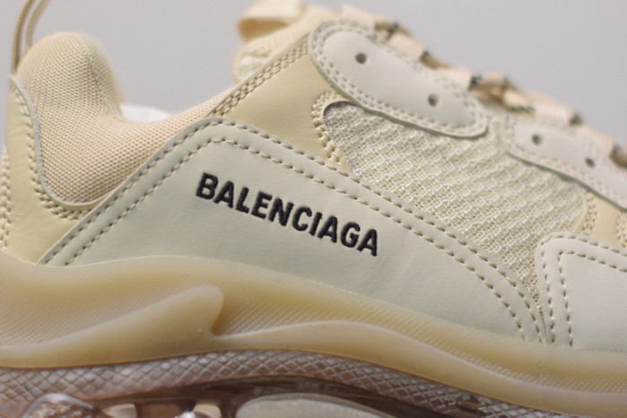 balcia triple s white 541624 w09o1 9005