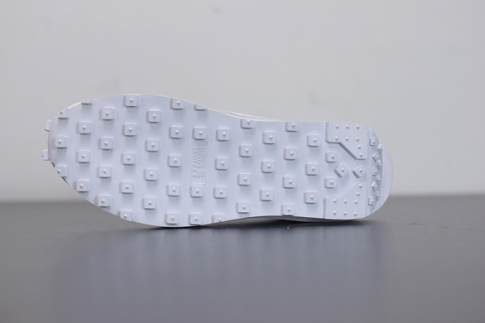 nike ld waffle sacai white nylon bv0073-101