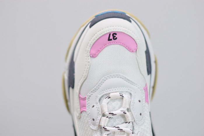 balcia triple s 541624 w06e2 7352