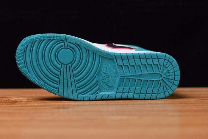 air jordan 1 mid se south beach 852542-306