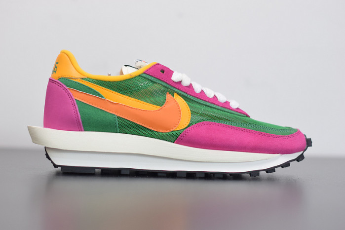 nike ld waffle sacai pine green bv0073-301