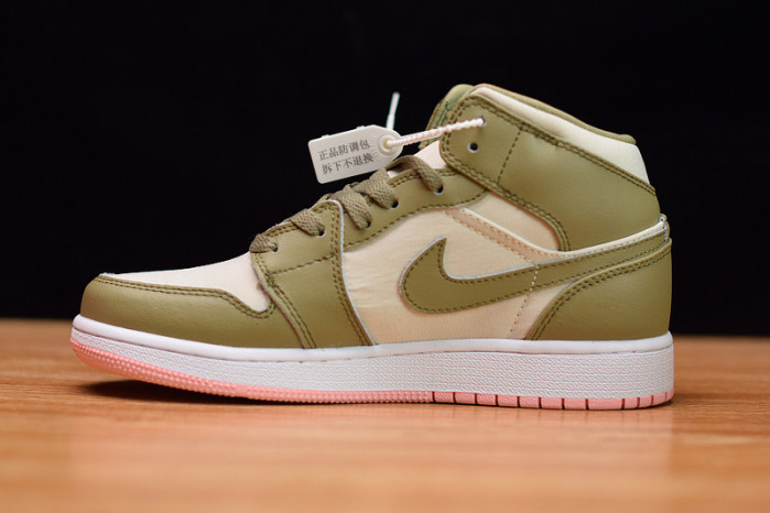air jordan 1 mid trooper bleached coral 555112-225