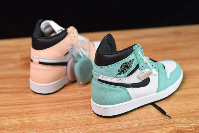 air jordan 1 high og mismatch perforated 555441-889