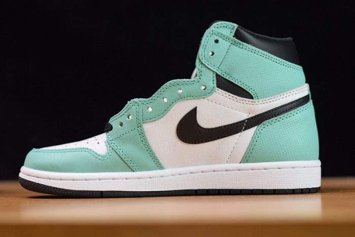 air jordan 1 high og mismatch perforated 555441-889