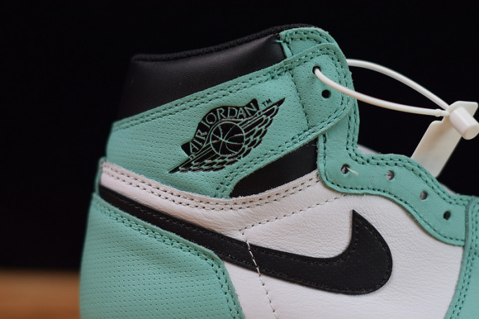 air jordan 1 high og mismatch perforated 555441-889