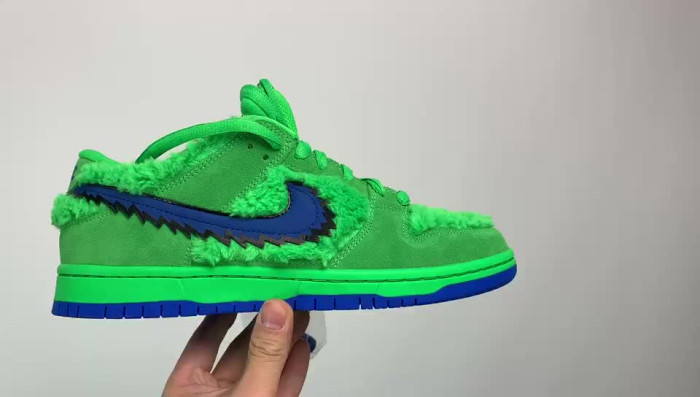 nike sb dunk low "grateful dead - green bear" cj5378-300