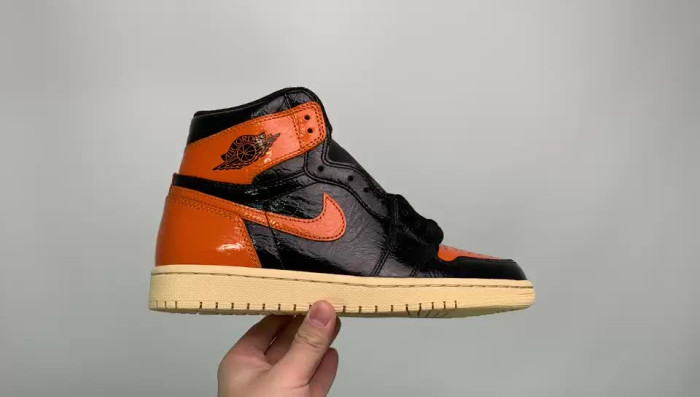 air jordan 1 retro high og shattered backboard 555088-028