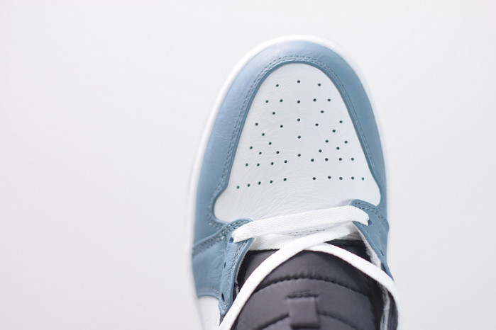 air jordan 1 mid fearless F**etasm cu2802-100