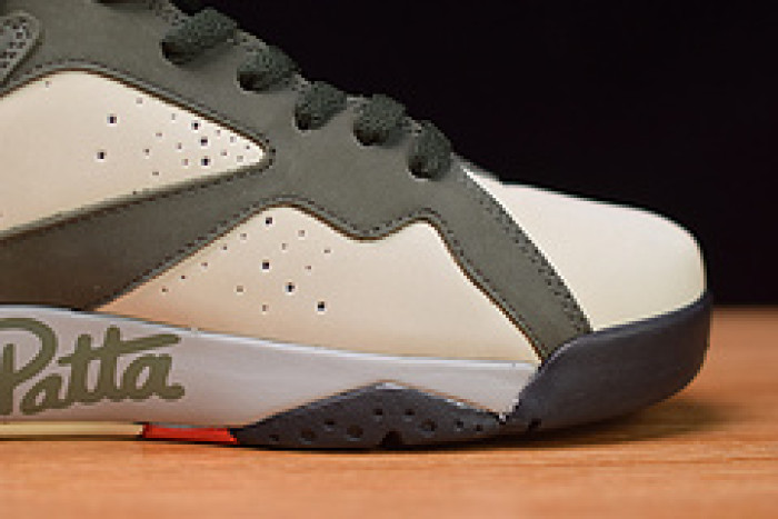 air jordan 7 retro patta icicle at3375-100