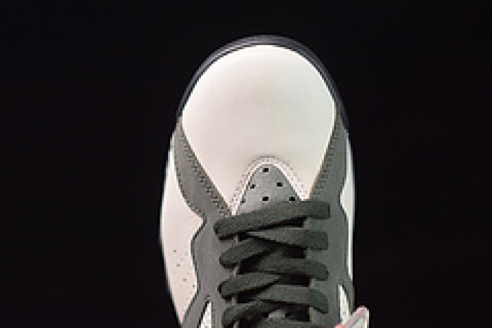 air jordan 7 retro patta icicle at3375-100