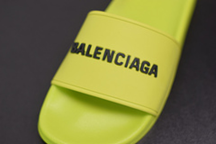 Balenciage Sneaker Green 1867