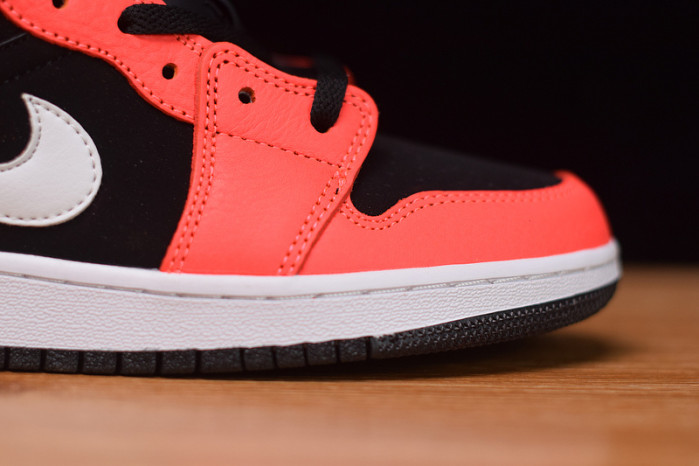 air jordan 1 mid infrared 554725-061