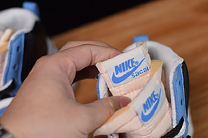 nike blazer mid sacai white black legend blue bv0072-001