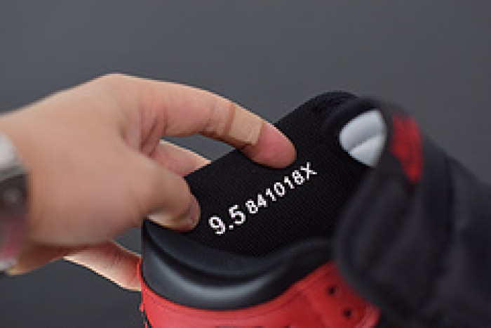 air jordan 1 retro high og banned 555088-001