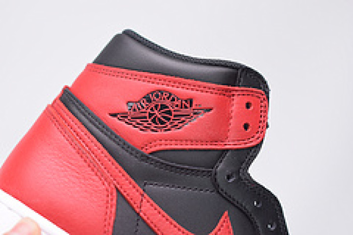 air jordan 1 retro high og banned 555088-001