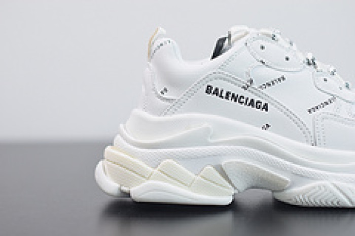 balcia triple s white 524039 w06e2 2021