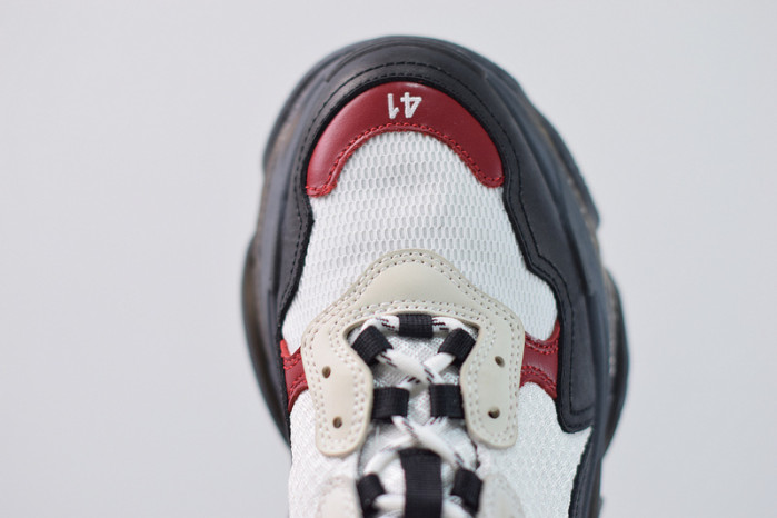 balcia triple s 541624 w09o1 2268