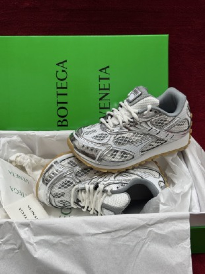 Bottega Veneta Orbit Silver White bv25481