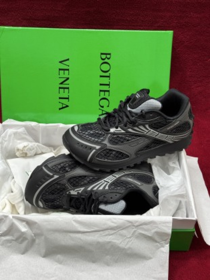 Bottega Veneta Orbit Black bv25488