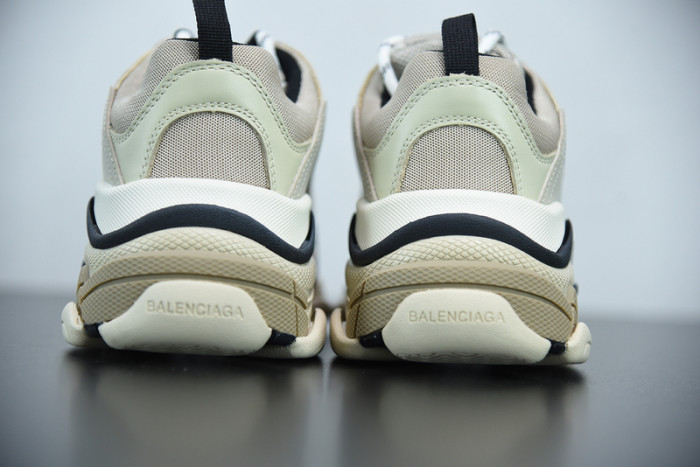 balcia triple s sneaker