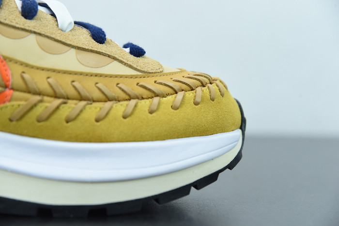 nike vaporwaffle sacai jean paul gaultier sesame blue dh9186-200