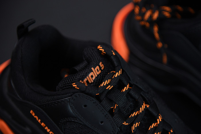 balcia triple s sneaker