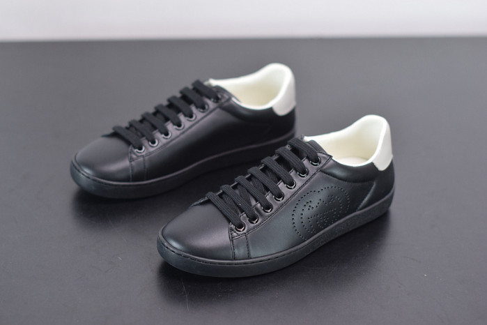 gci low top sneaker black g010