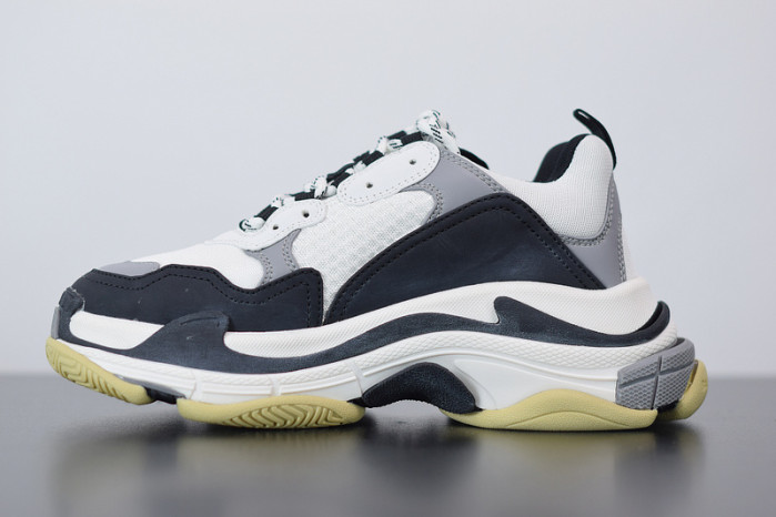 balcia triple s 536737 w09om 9072