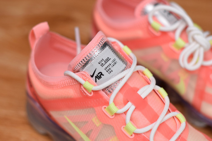 nike air vapormax 2019 pink tint barely volt ar6632-602
