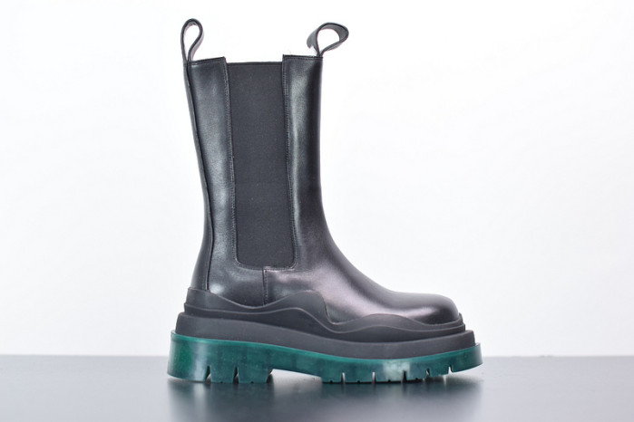 Bo*te*ga ve*ne*ta chelsea tire leather high boot