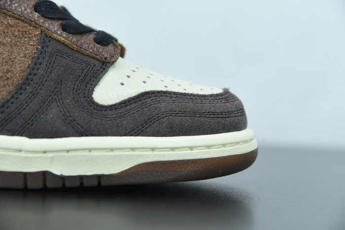 bodegar x nike sb dunk high "legend" cz8125-200