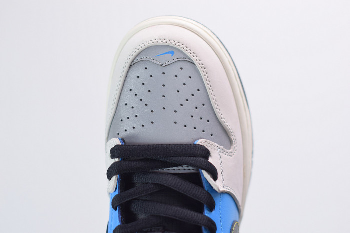 instant skateboard x nike dunk sb low blue white cz5128-400