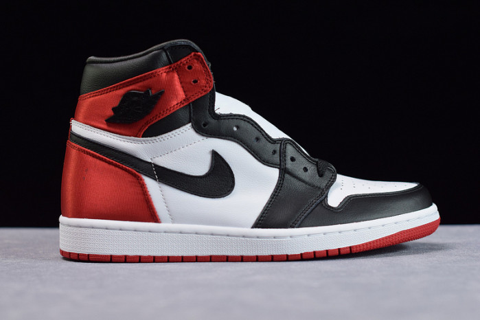 air jordan 1 retro high satin black toe cd0461-016
