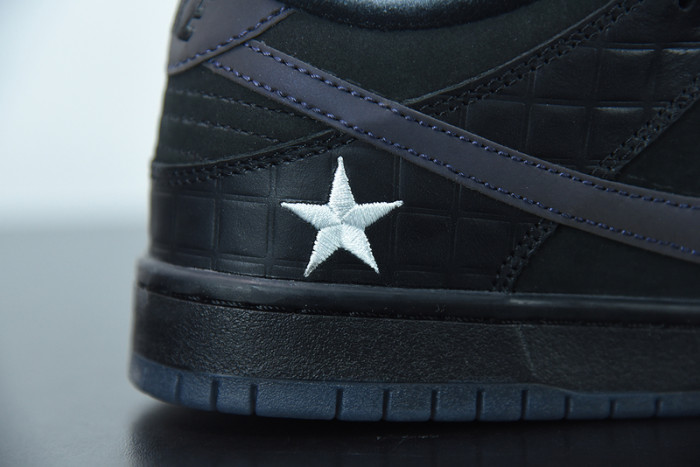 familia x nike sb dunk low "first avenue" dj1159-001