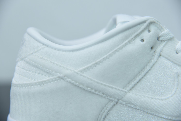 dover street market nike dunk low dh2686-100