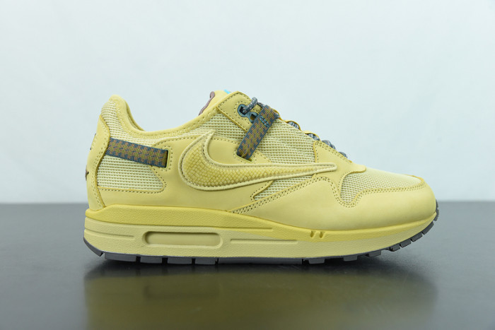 travis scott x nike air max 1 ''wheat'' do9392-700