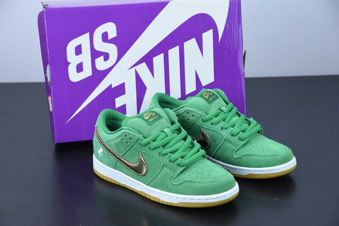 nike sb dunk low pro st. patrick