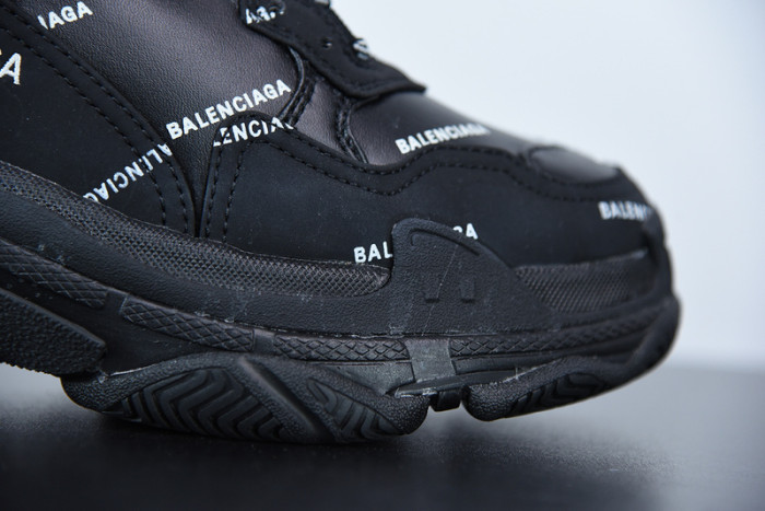 balcia triple s black logo 536737 w2fa1 1090