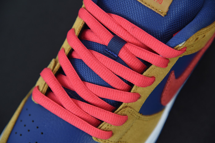 nike sb dunk low reverse papa bear bq6817-700