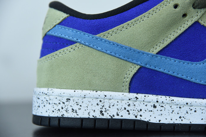 nike dunk low sb celadon bq6817-301