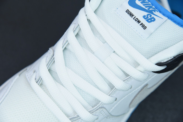 nike sb dunk low "laser blue" bq6817-101