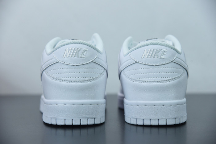 nike dunk low triple white dd1503-109
