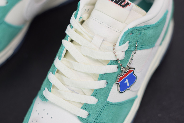 kasina x nike dunk low neptune green cz6501-101