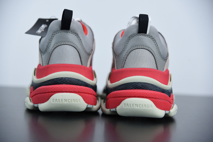 balcia triple s 536737 w09oh 6151