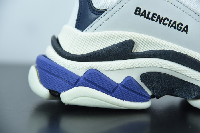balcia triple s sneaker