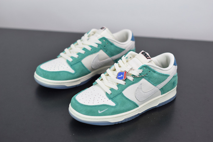 kasina x nike dunk low neptune green cz6501-101