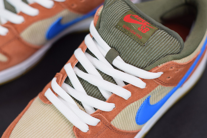 nike sb dunk low corduroy dusty peach bq6817-201