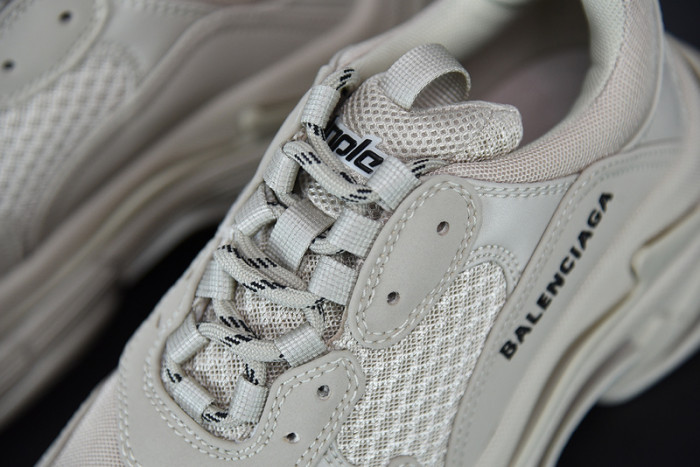 balcia triple s 536737 w2fw1 9700