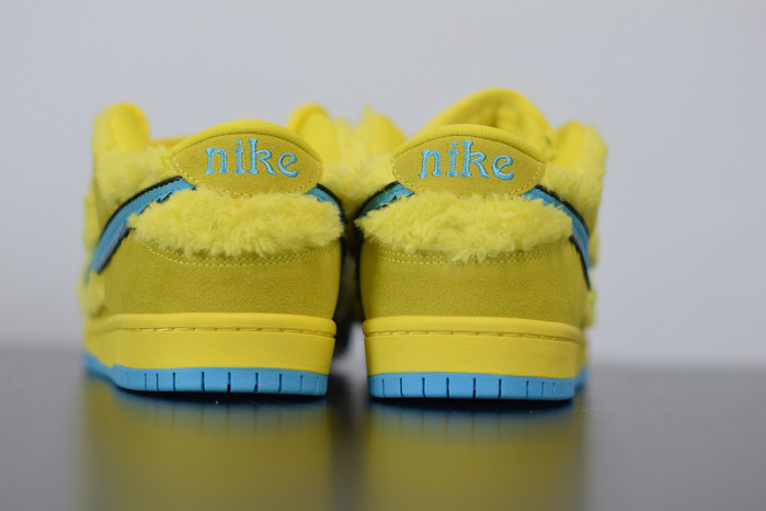 nike sb dunk low "grateful dead - yellow bear" cj5378-700