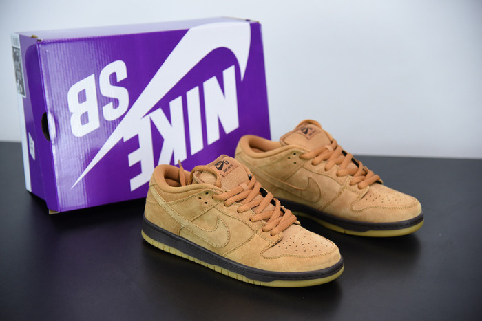 nike sb dunk low “wheat mocha” bq6817-204